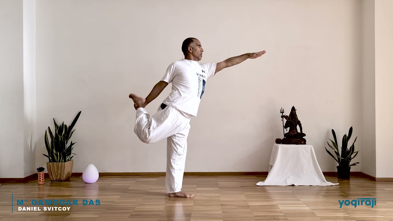 Natarajasana, il signore della danza