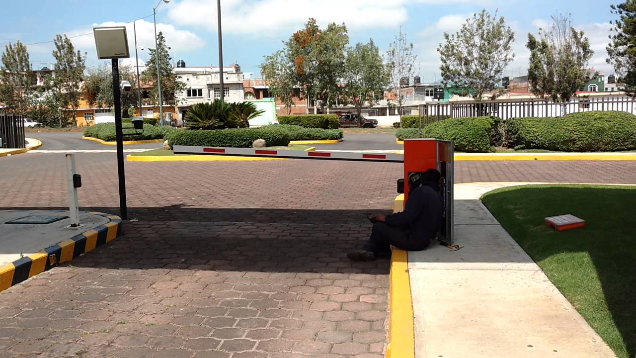 Barrera  para  estacionamiento syscom  pro