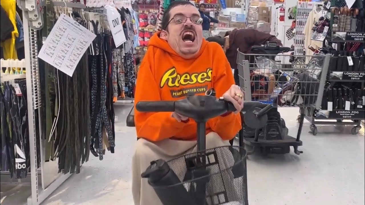 SHOPPING ON SCOOTERS