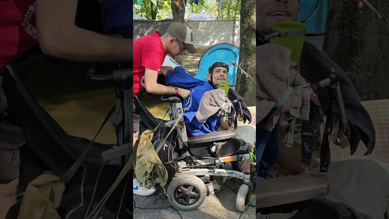 Testben korlátok között, lélekben szabadon - Paulik Fecó a Szigeten