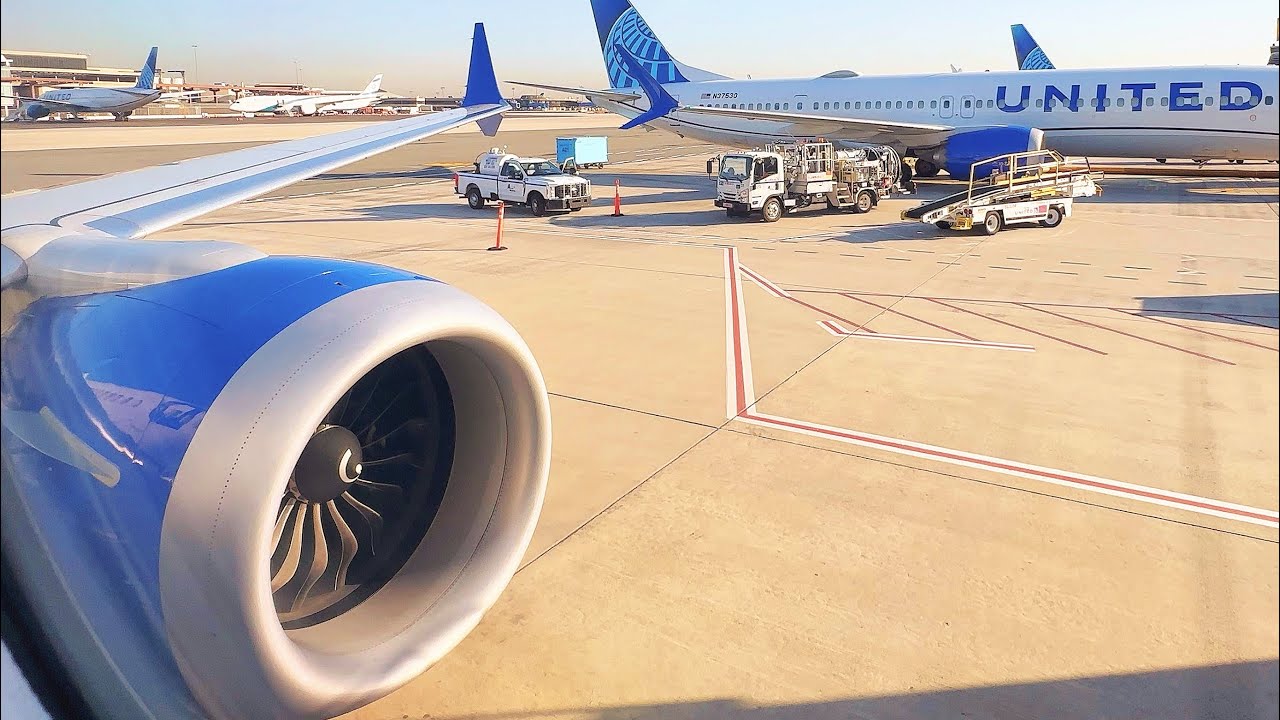 United First Class - Newark (EWR) - Las Vegas (LAS) - Boeing 737 MAX 8 - 2025 Full Flight