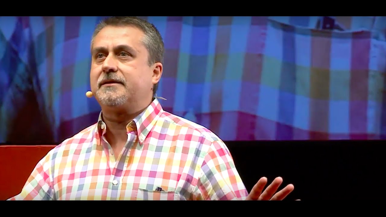 Los complices imprescindibles en la innovacion educativa | Alfredo Corell | TEDxValladolid