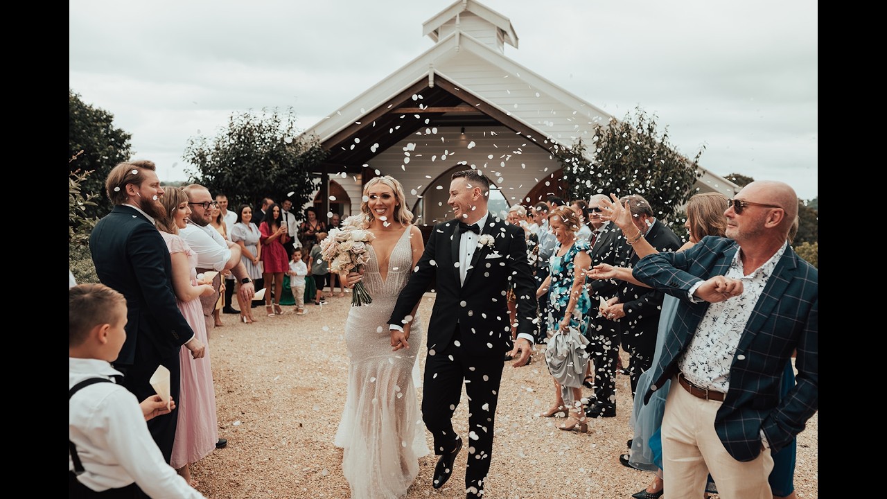 Summergrove Estate Wedding FIlm - Tweed Coast Weddings