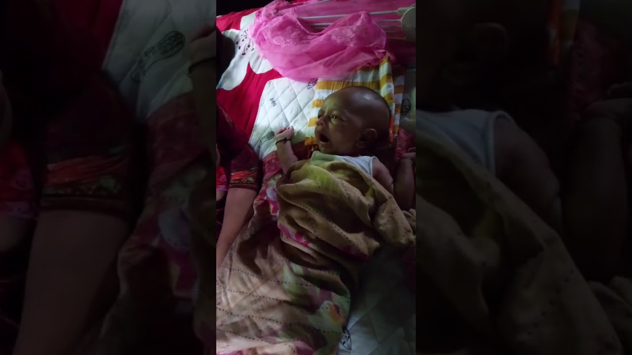 আজওয়াদ এর ঘুম থেকে ওঠার ভিডিও ।
