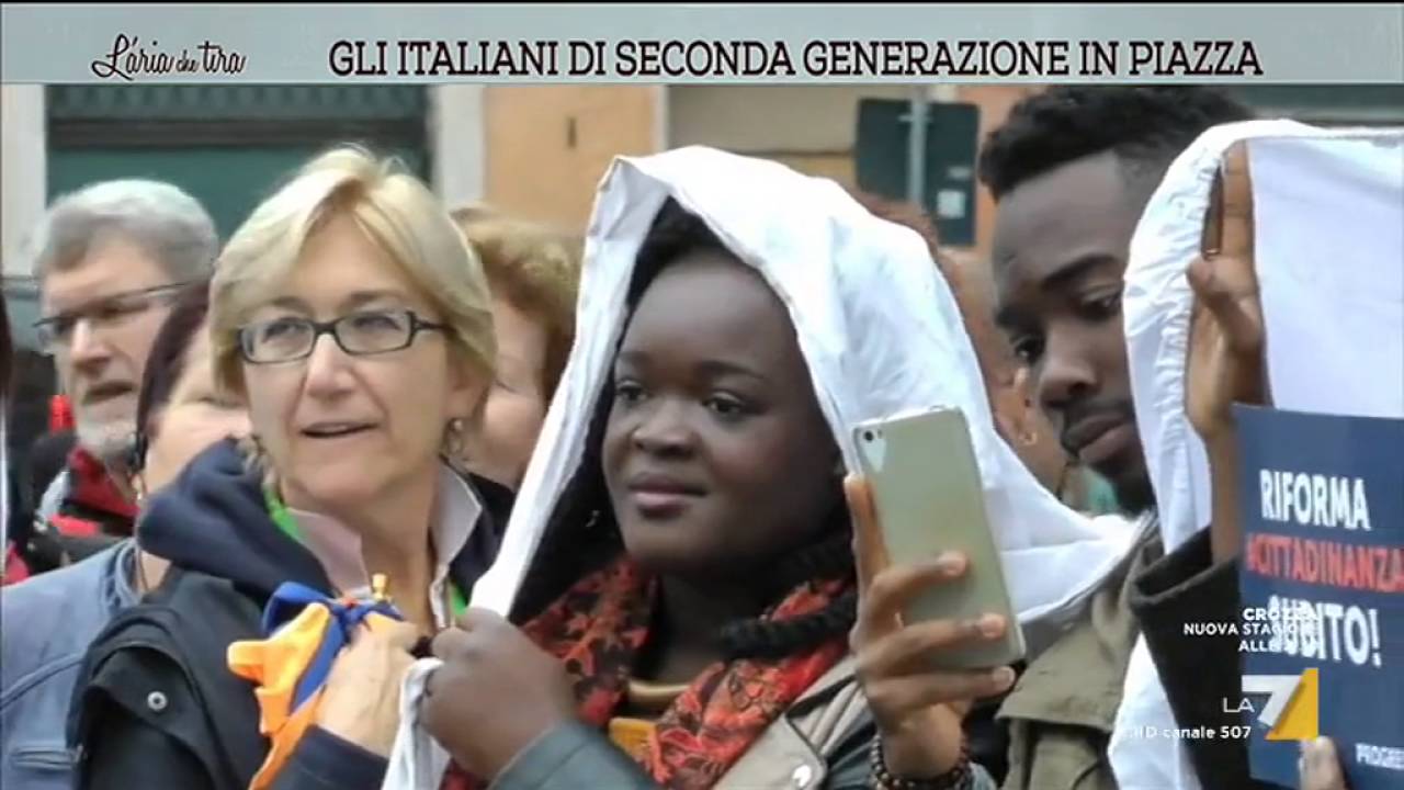 Gli italiani di seconda generazione in piazza