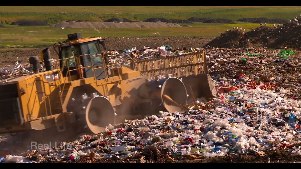 2010, Shepard landfill in action, Calgary, Alberta
