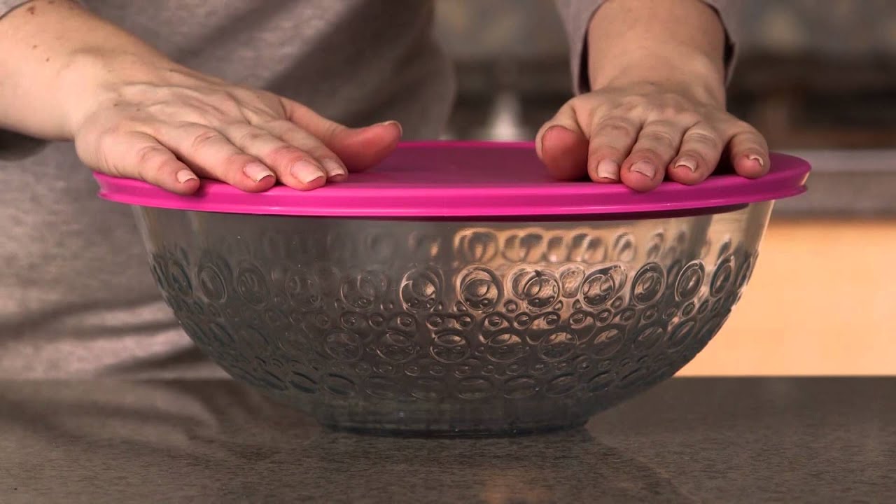 Pyrex - Textured Mixing Bowls 4 Qt Dot