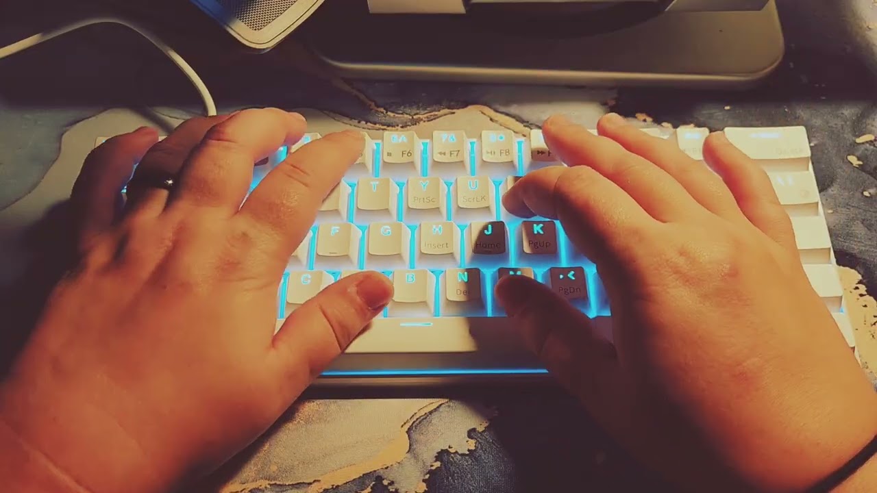 ASMR Fast Keyboard Typing on Royal Kludge RK61 (Blue Themed)