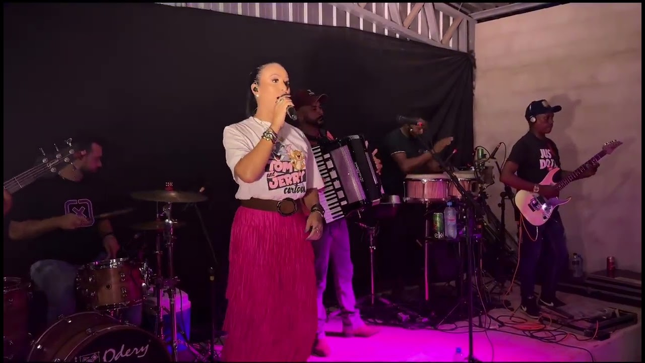 Rebeldes do forró ao vivo na capela da Estiva 🔊🔊. #forro #video #show #musica 