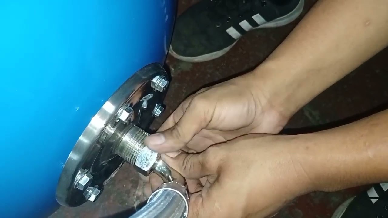 Paano mag assemble ng isang bladder tank