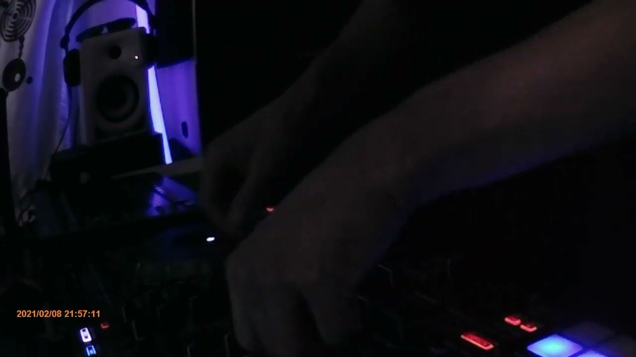 MELANCHOLIC TECHNO LIVE SESSION | TECHNO EULE JULIKO | 04.10.2024