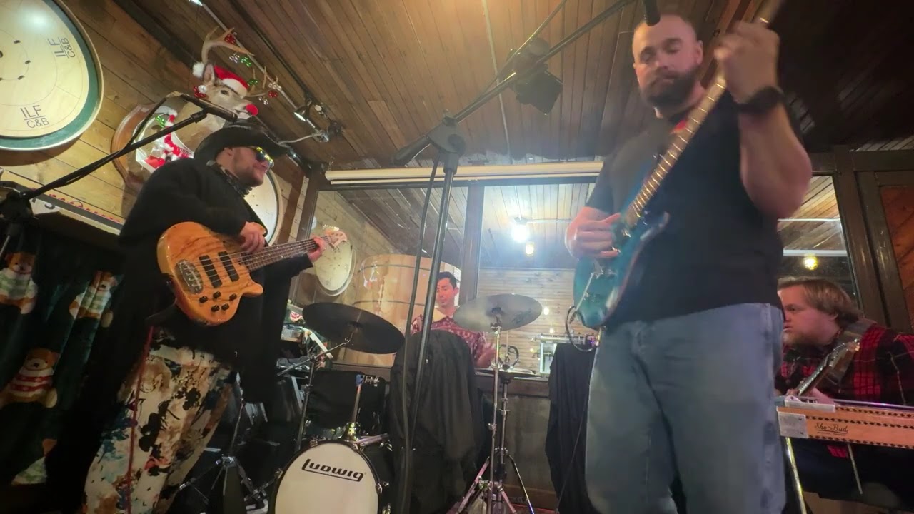 Daydream Fountain | 4D2 | 12/12/2025 | Indian ladder Farms | Altamont, NY