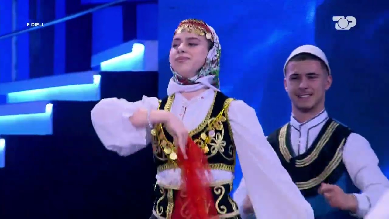 Grupi i valleve - Tradita Popullore Antoneta - Na bashkoi k&euml;nga popullore