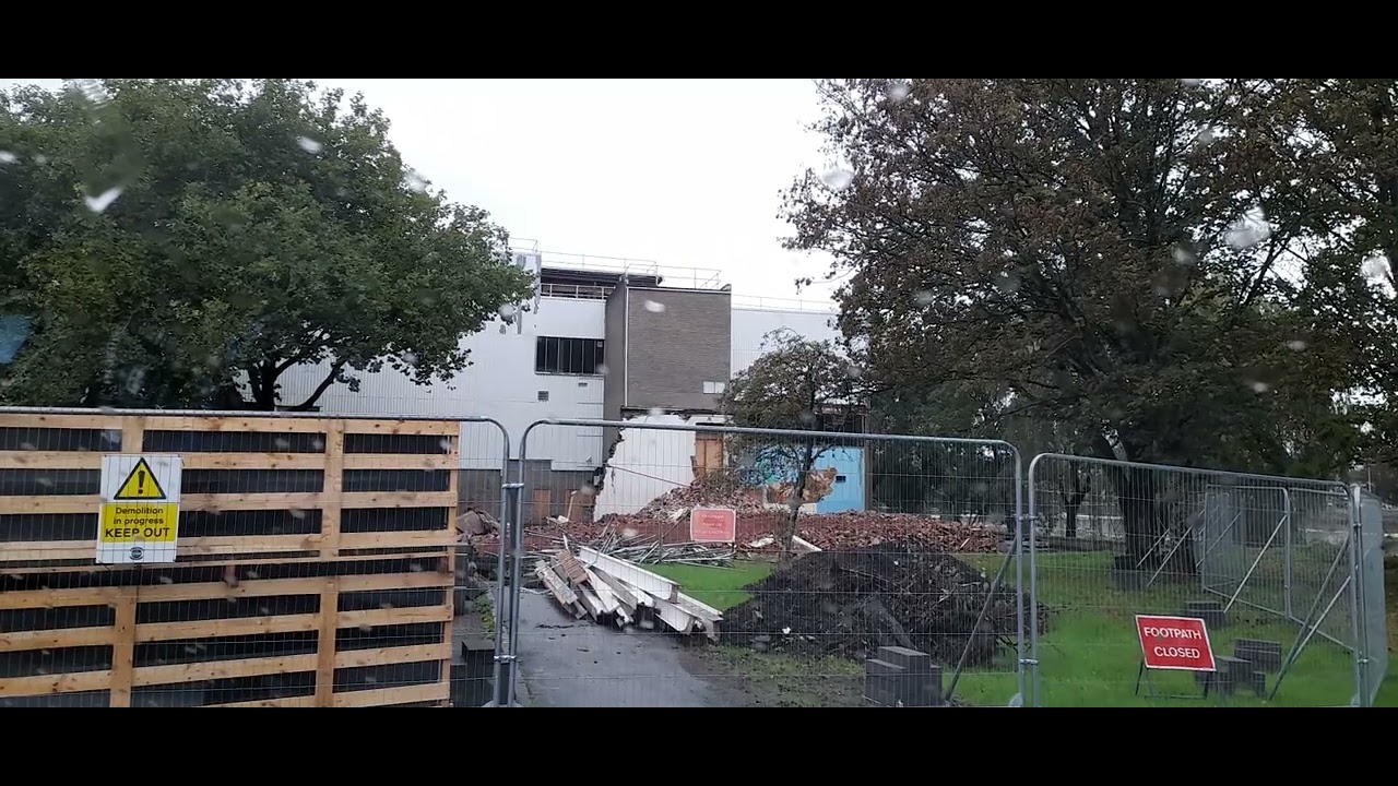The former North Devon Leisure centre Barnstaple - Building demolition Video 2