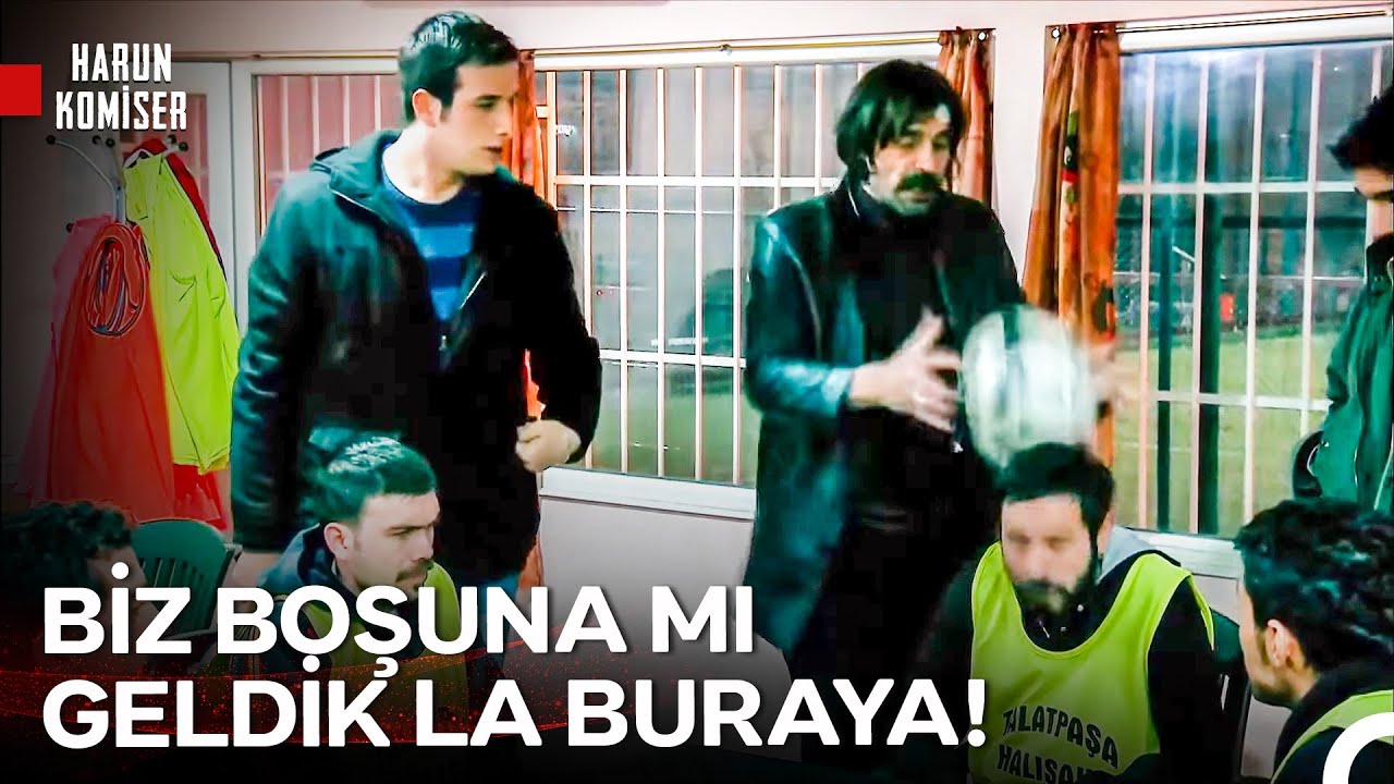 Sizi Halı Sahaya Gömmediğimize Dua Edin Bebeler!