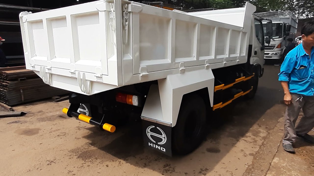 Xe ben hino mở ba bửng, thùng 3.5 khối, sử đụng cầu mạnh. lh: 0966 393 646 gặp Lâm