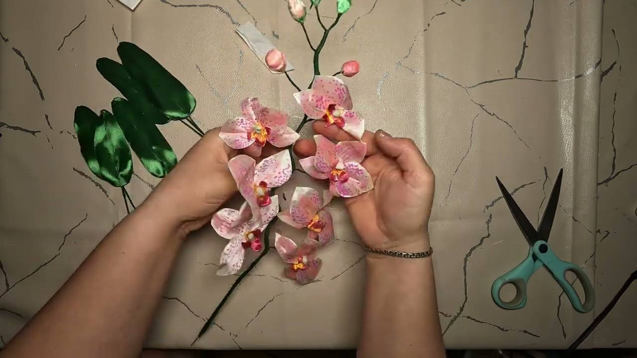 Phalaenopsis frontera orchid made of satin ribbons\орхидея фаленопсис фронтера из сатиновых лент