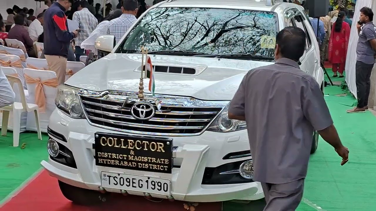 COLLECTOR AND DM CONVOY 