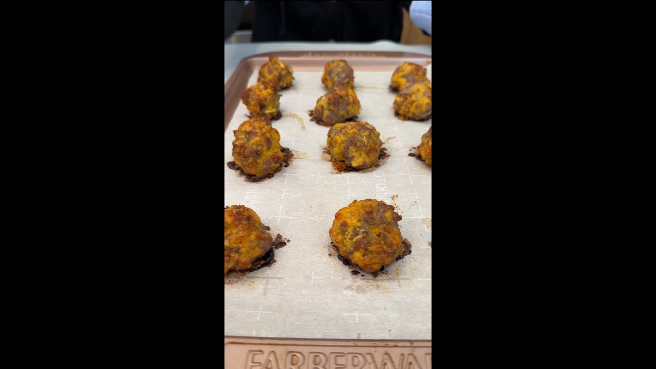 Yummy sausage balls (with stuffing mix)