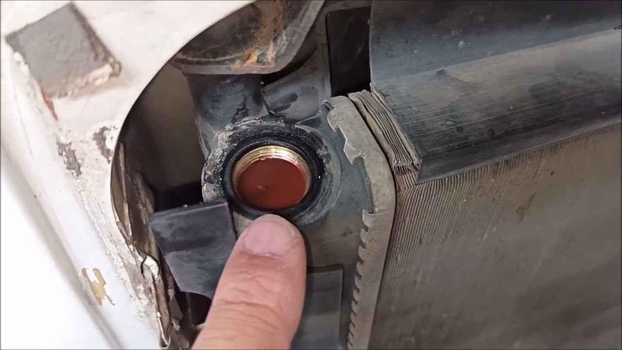 Como eu fiz para tirar todo o ar do sistema de arrefecimento Kombi