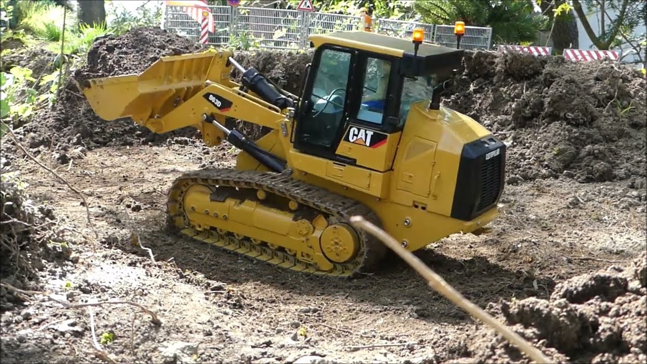 ScaleArt RC CAT 963D Track Loader Episode #2