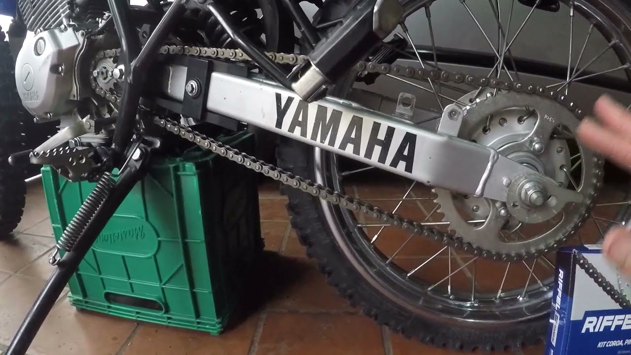 Como cambiar Transmision Yamaha XTZ 125 y cambiamos los bujes del horquillon trasero!!