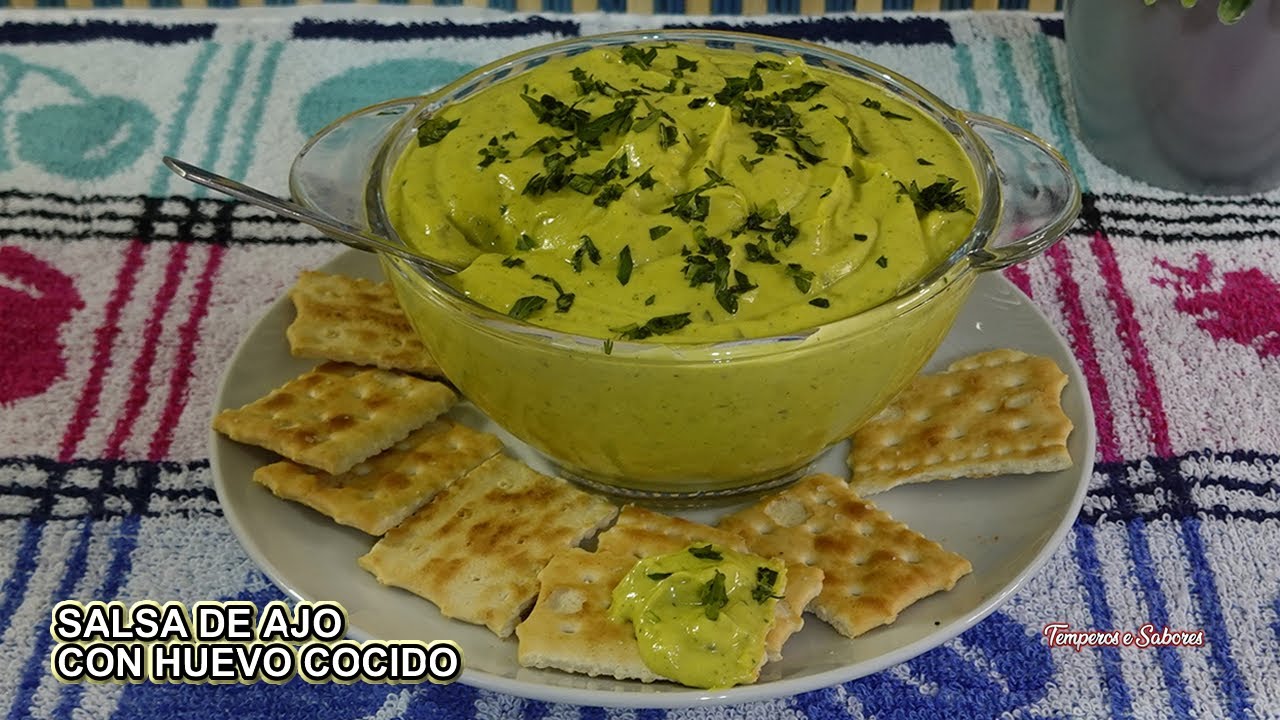 SALSA O MAYONESA DE AJO HECHA CON HUEVO COCIDO NATURAL Y DELICIOSA