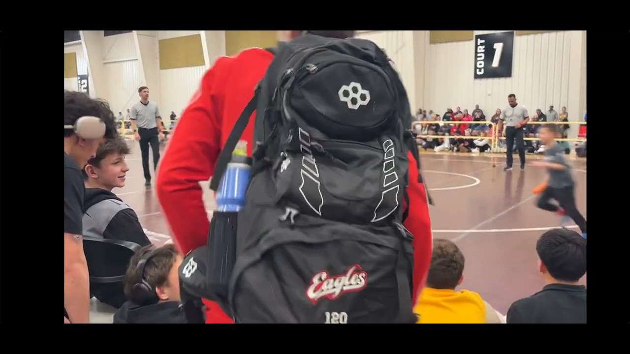 Everett finals Rocky Welton. 190lbs. 