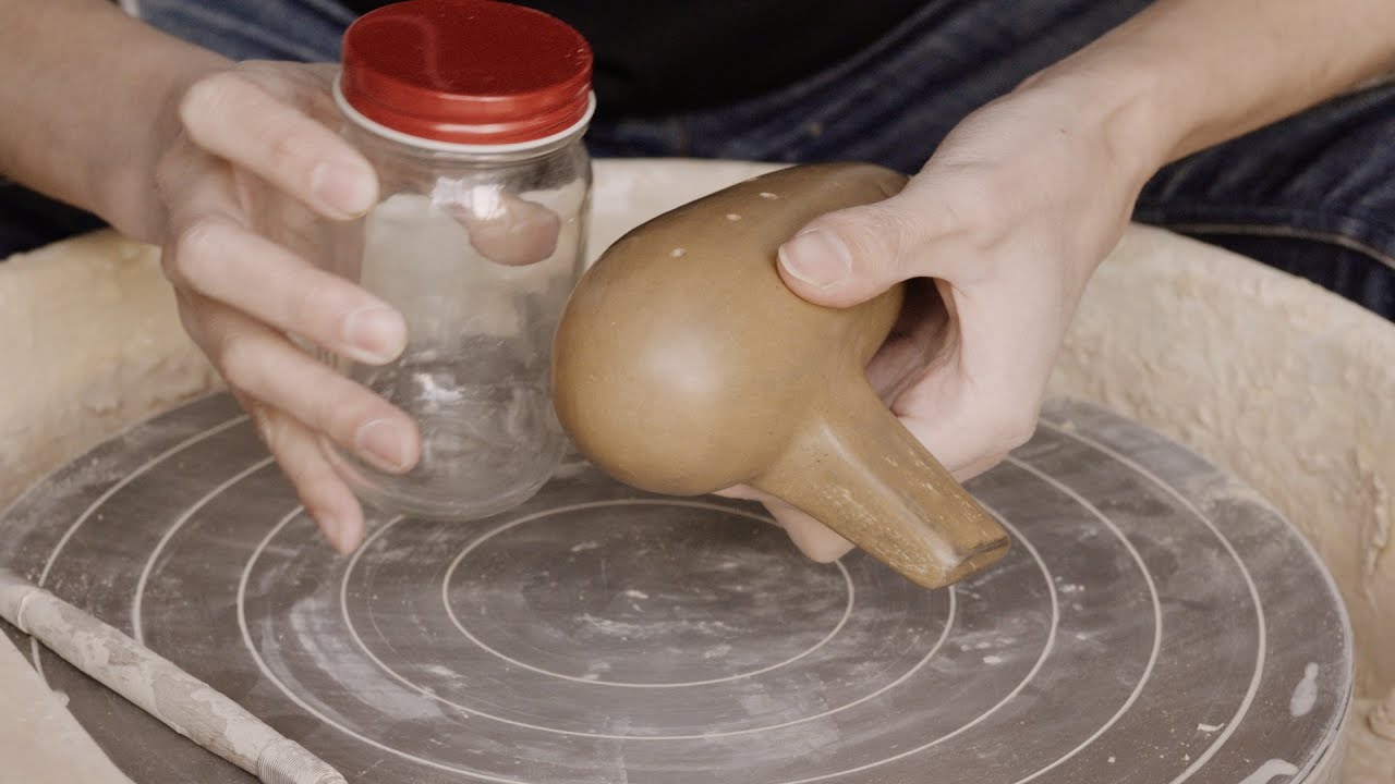 Ocarina making 1: kneading and molding