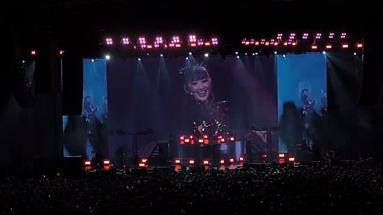 Babymetal (Berlin 17.May 2025 Velodrom)Ratatata