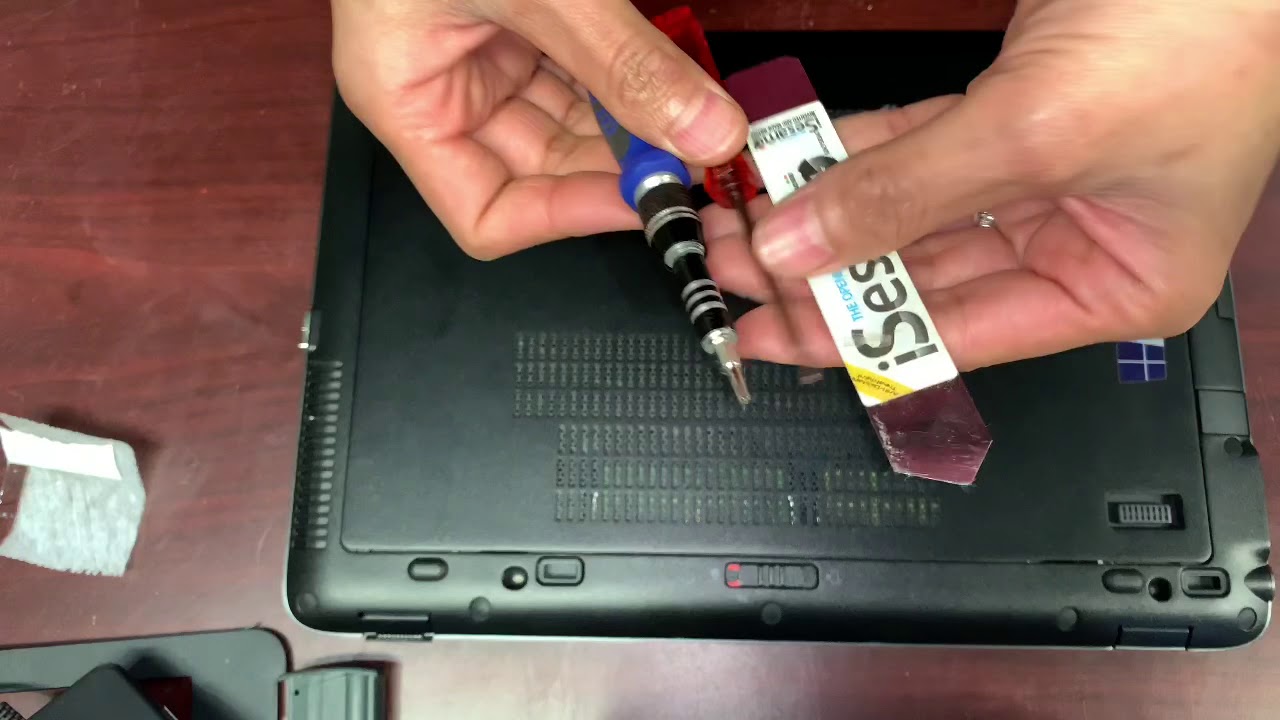 HP ZBook 14 keyboard and battery removals