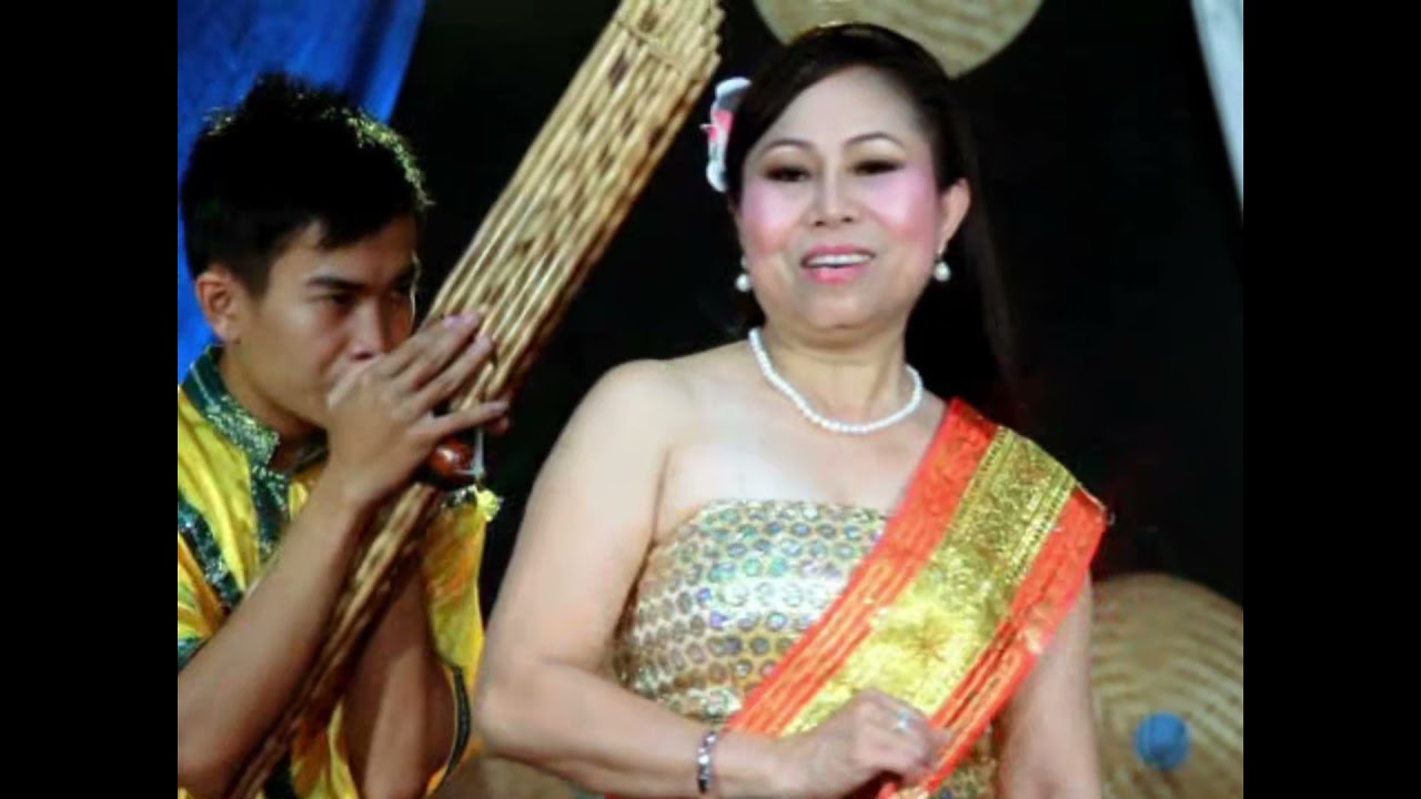 ເຕີ້ຍກ້ຽວບ່າວ  ຮ້ອງໂດຍ ພູວຽງ ວາດທະລີສັກ เตี้ยเกียวบ่าว Tery Kiew Bao /Ts Studio