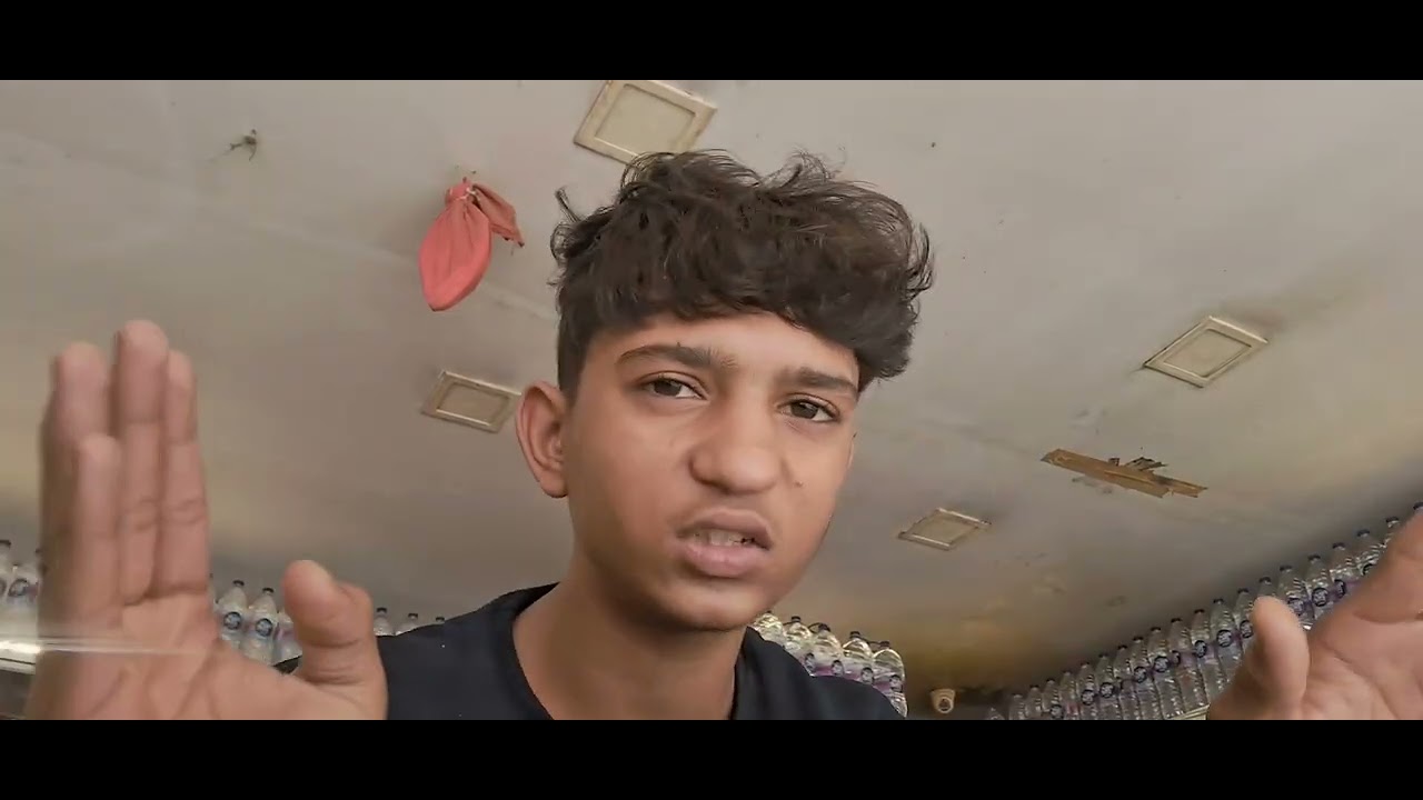 Bhai dukan bade par nahi di