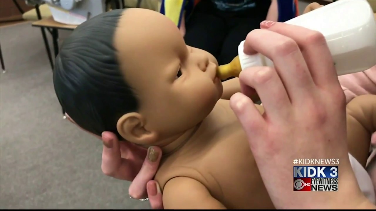 Robot Babies Give Students a Lesson in Parenthood