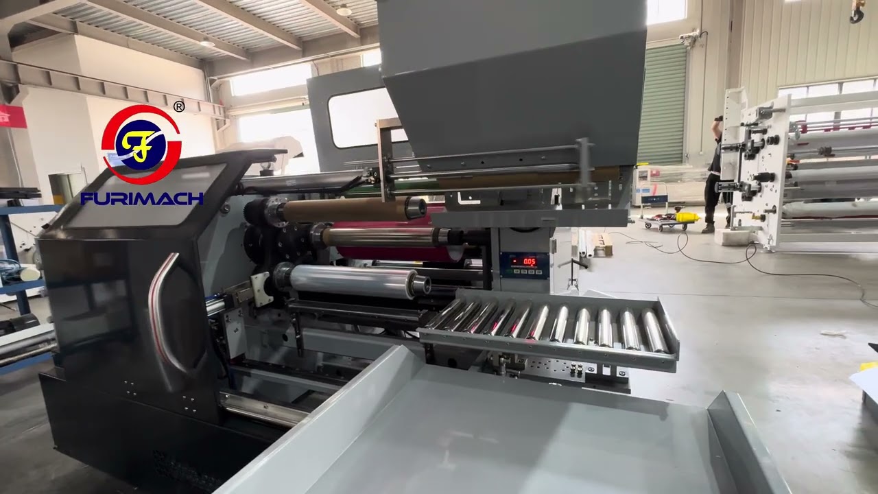 Máquina rebobinadora de film estirable totalmente automática, velocidad de trabajo de 1000 m/min.