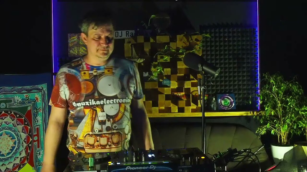 №34 &bull; Downtempo Multicultural Electronica &bull; mixed by DJ Dmitry Raevsky &bull; 2021-04-18