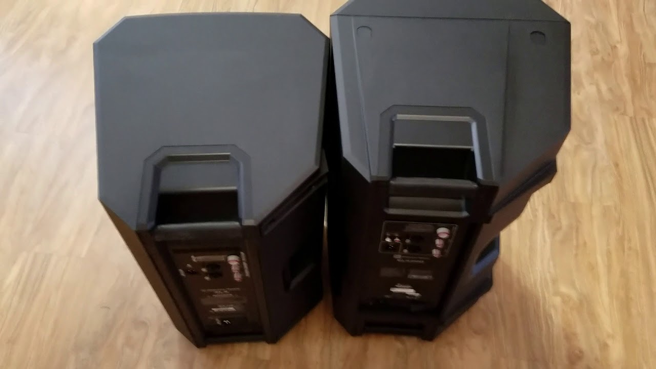 Camparison EV ELX200-12P vs. EV ZLX12P