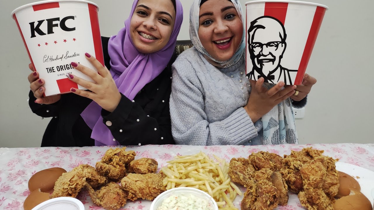 تحدي 15قطعه كنتاكي وعلبتين ارز 💃رجعنا لأيام زمان من غير أحلام🤣