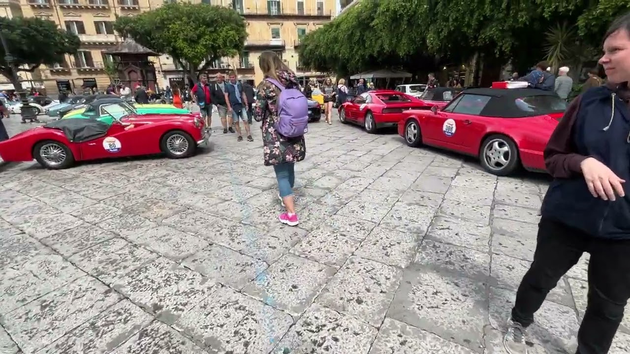 Palermo 10 052023 T. massimo Giro di Sicilia, auto storiche da tutto il mondo l