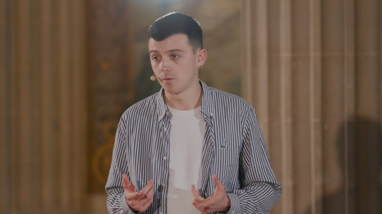 Explorer sa curiosité : le chemin vers une réussite authentique | Eliott Prigent | TEDxPanthéonAssas