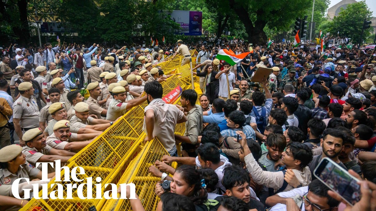 'Cockroach' movement: thousands march in anti-government protest in New Delhi