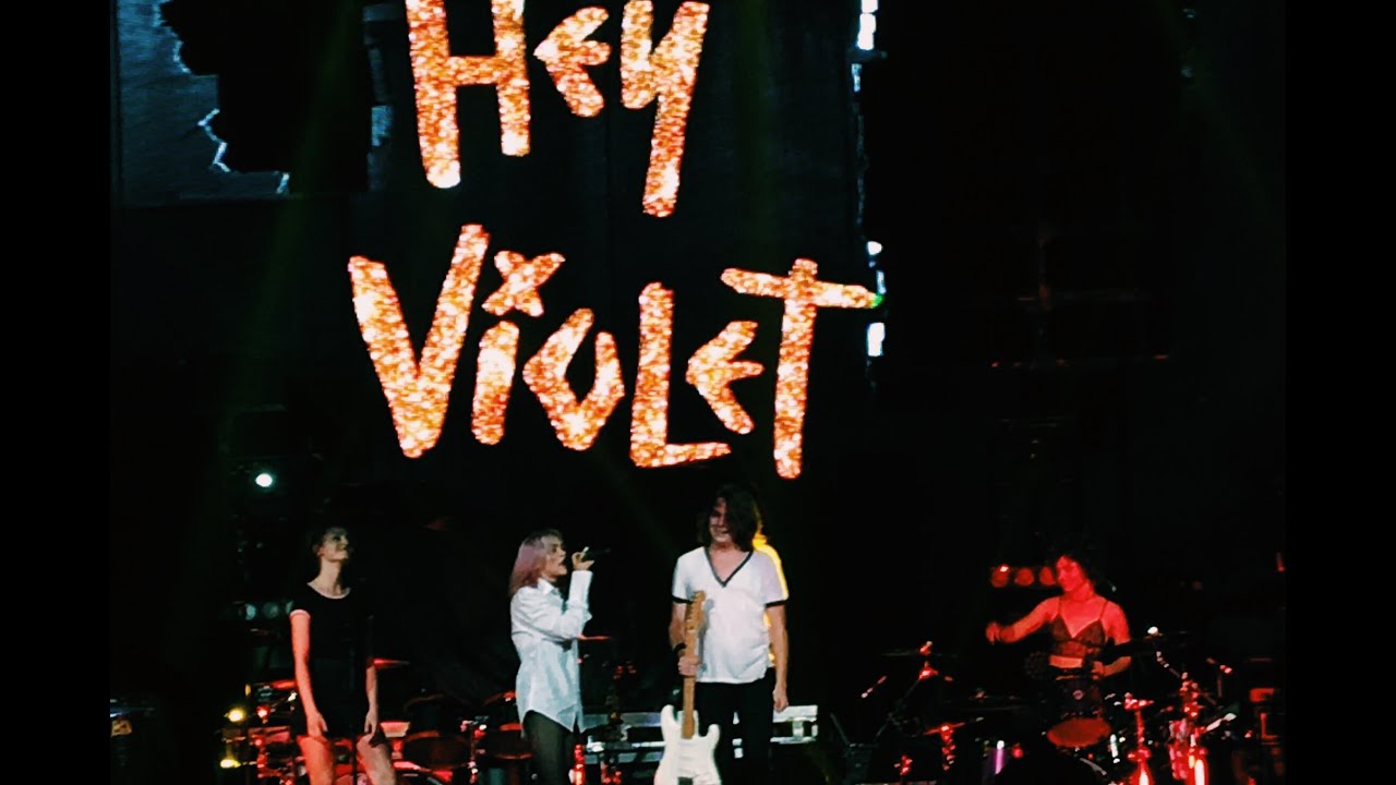 SLFL MOLINE FULL HD JULY 29, 2016 PART 1 - 5SOS SOUNDCHECK, HV UNPLUGGED, HEY VIOLET & ONE OK ROCK