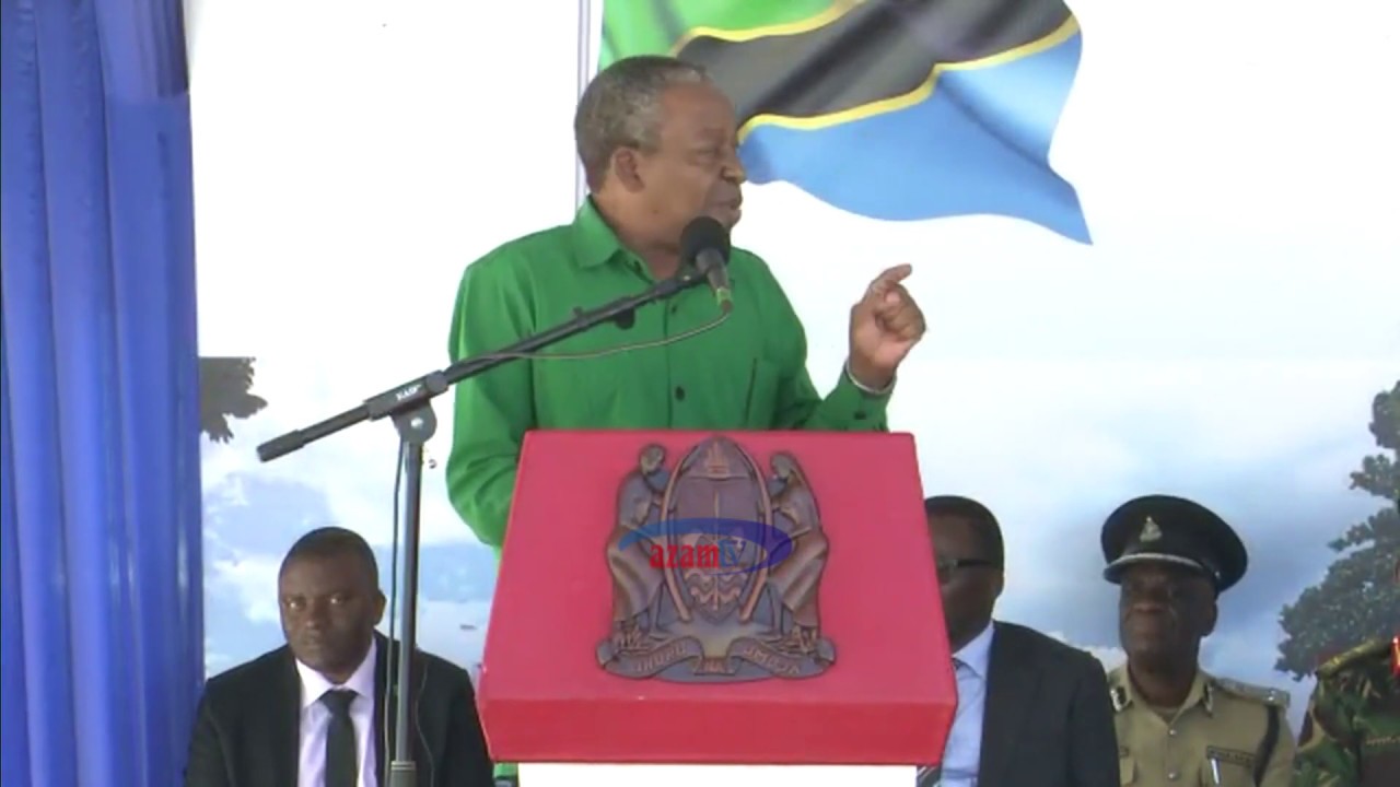 Makongoro Nyerere awavunja mbavu viongozi, na kisa cha kupokea ndege tausi, Chamwino
