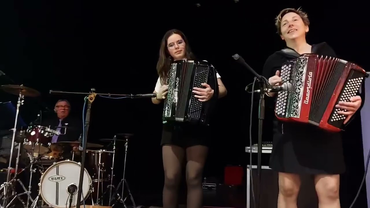 SUR UN AIR D'ACCORDÉON !