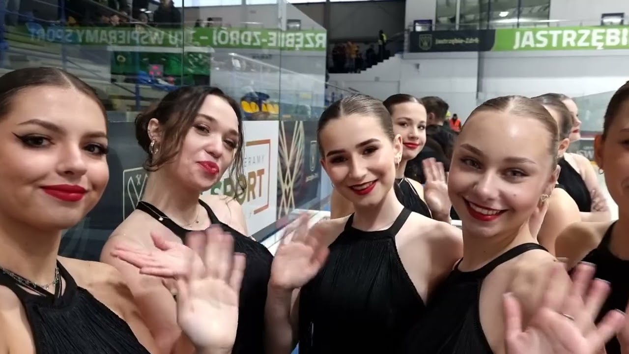 Cheerleaderki Jkh GKS Jastrzębie-Zdrój z Explozji Tańca.