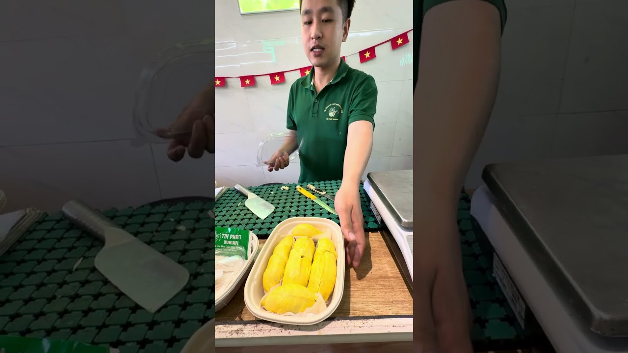 tiệm sầu riêng Tín Phát, ở Huế 