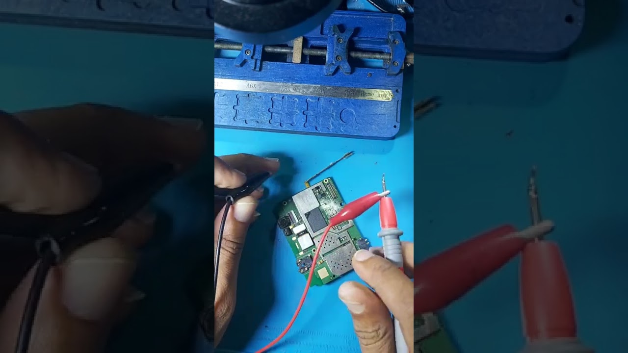 اصلاح ايسي الشحن لجوال LT-P7S