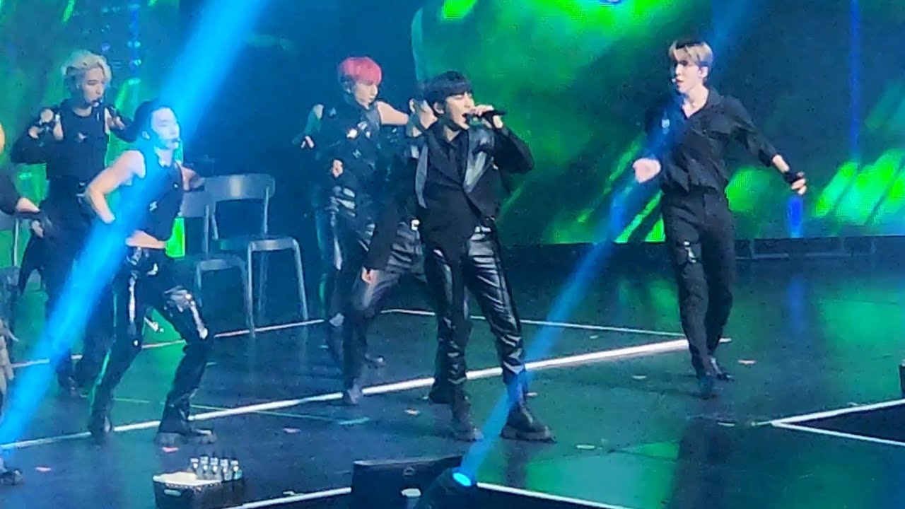 ATEEZ BREAK THE WALL TOUR NEWARK D1 (11/27) - CYBERPUNK (JONGHO FOCUS)