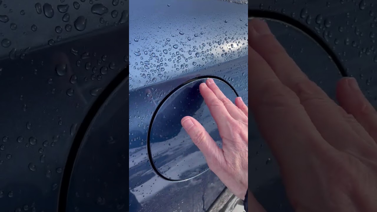 Subaru Frozen Gas Tank Cover