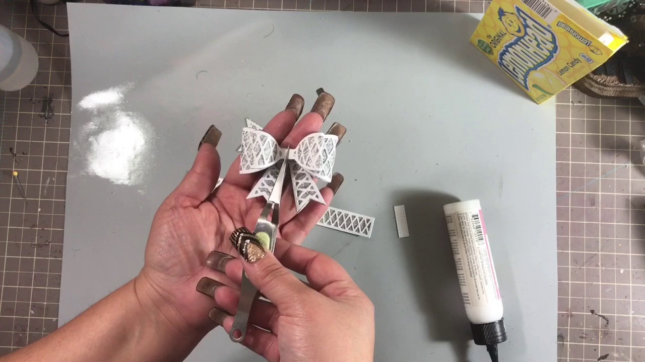 Creative Expressions 3D Bow Dies by Sue Wilson